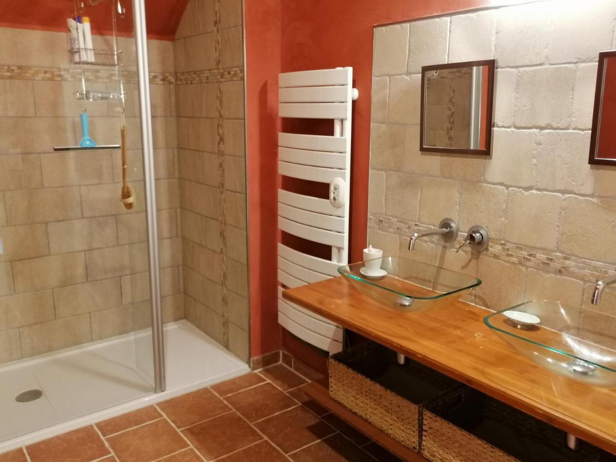 Maison Renovee En Pierres Sejour Spacieux Avec Jardin Et Terrasse Amenagee Pres Omaha Beach & Bayeux A 5Mn De La Mer Tous Commerces Commes Luaran gambar
