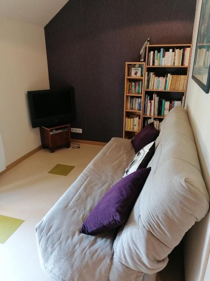 Maison Renovee En Pierres Sejour Spacieux Avec Jardin Et Terrasse Amenagee Pres Omaha Beach & Bayeux A 5Mn De La Mer Tous Commerces Commes Luaran gambar
