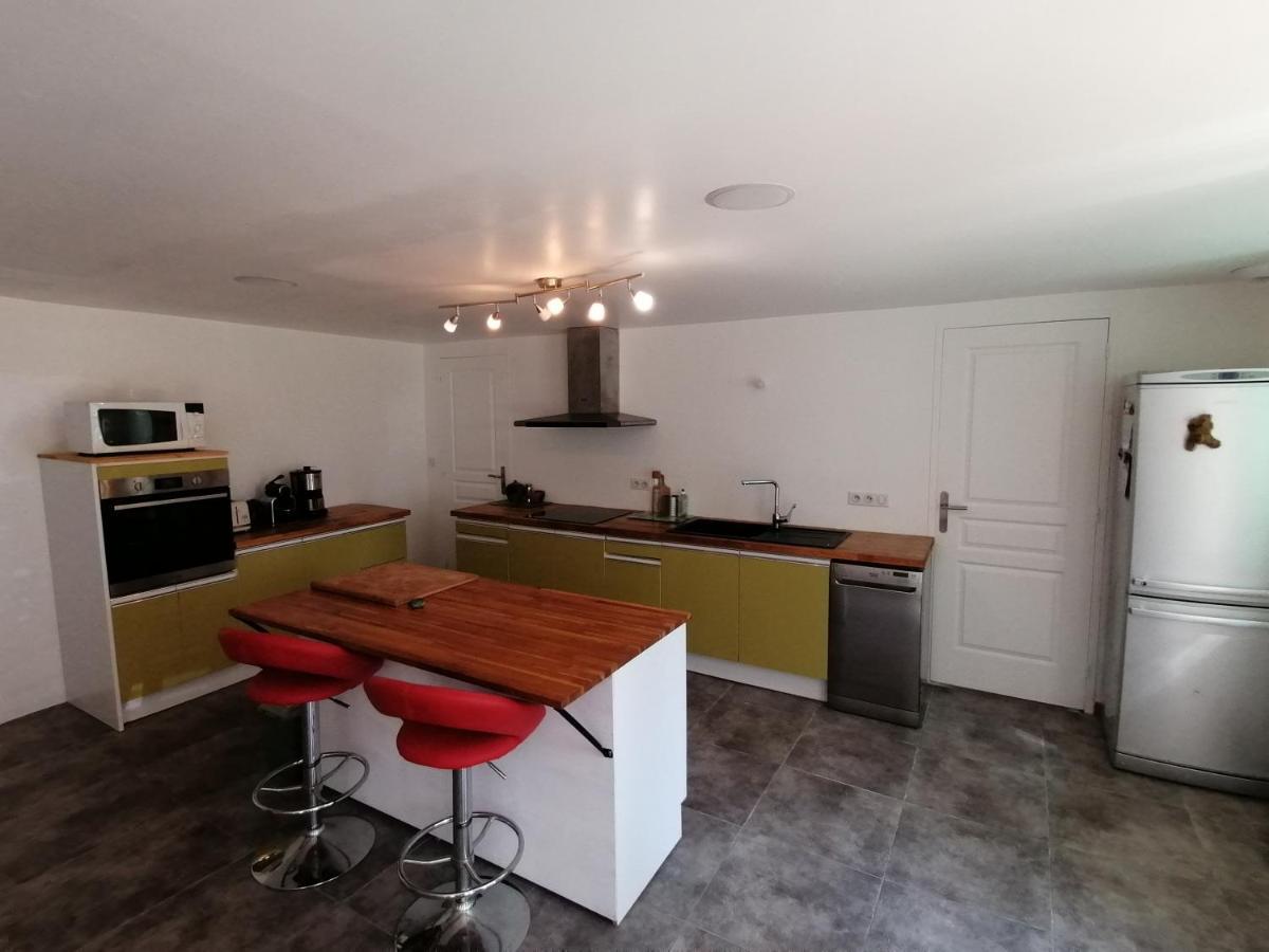 Maison Renovee En Pierres Sejour Spacieux Avec Jardin Et Terrasse Amenagee Pres Omaha Beach & Bayeux A 5Mn De La Mer Tous Commerces Commes Luaran gambar