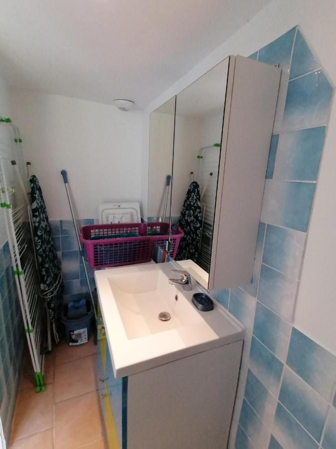 Maison Renovee En Pierres Sejour Spacieux Avec Jardin Et Terrasse Amenagee Pres Omaha Beach & Bayeux A 5Mn De La Mer Tous Commerces Commes Luaran gambar
