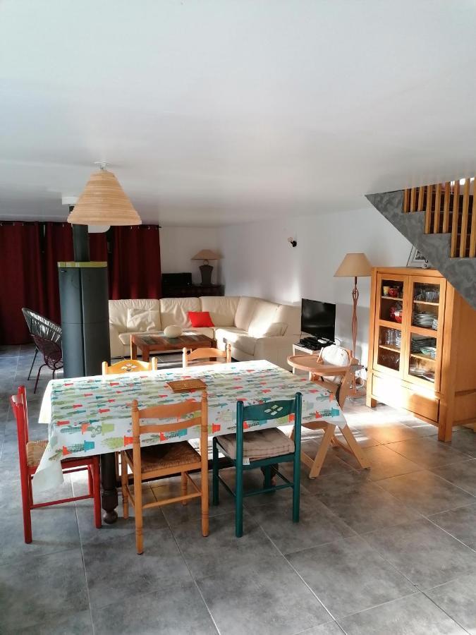 Maison Renovee En Pierres Sejour Spacieux Avec Jardin Et Terrasse Amenagee Pres Omaha Beach & Bayeux A 5Mn De La Mer Tous Commerces Commes Luaran gambar
