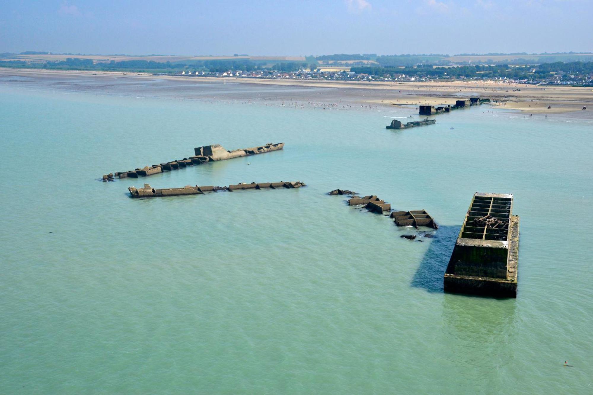 Maison Renovee En Pierres Sejour Spacieux Avec Jardin Et Terrasse Amenagee Pres Omaha Beach & Bayeux A 5Mn De La Mer Tous Commerces Commes Luaran gambar