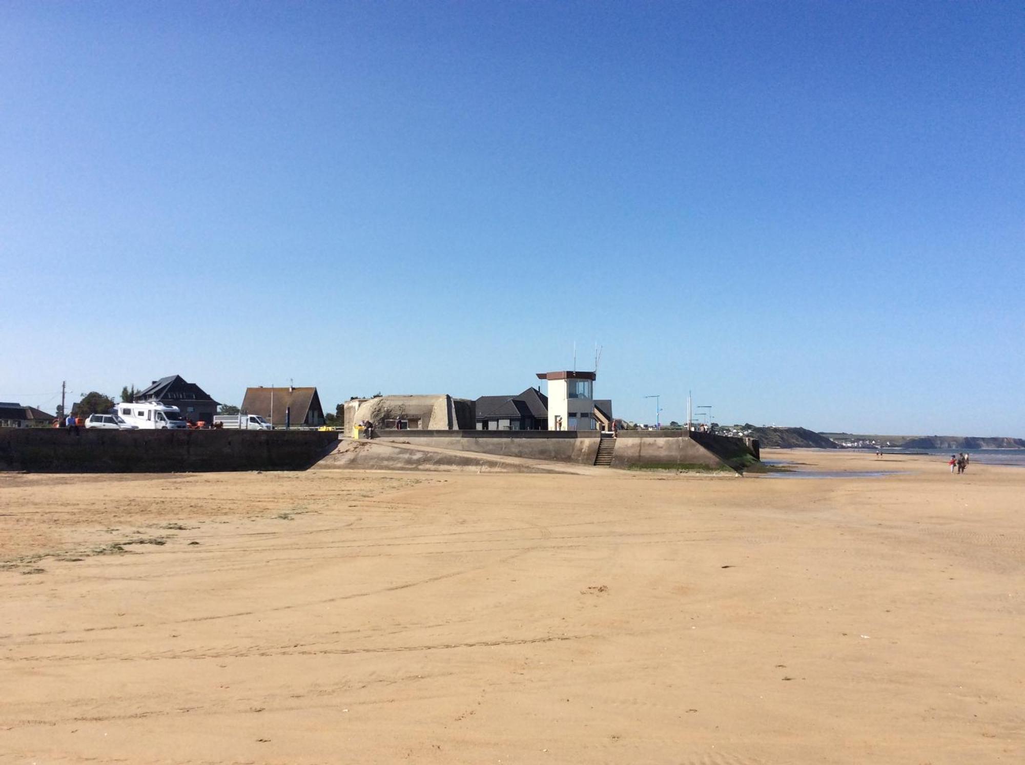 Maison Renovee En Pierres Sejour Spacieux Avec Jardin Et Terrasse Amenagee Pres Omaha Beach & Bayeux A 5Mn De La Mer Tous Commerces Commes Luaran gambar