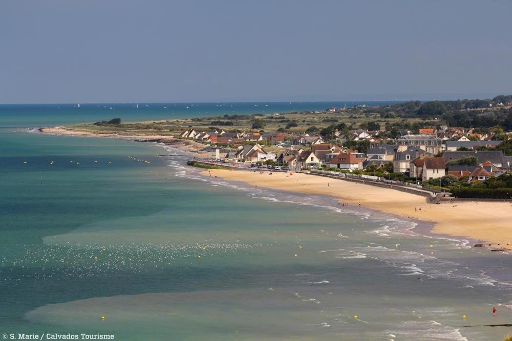 Maison Renovee En Pierres Sejour Spacieux Avec Jardin Et Terrasse Amenagee Pres Omaha Beach & Bayeux A 5Mn De La Mer Tous Commerces Commes Luaran gambar